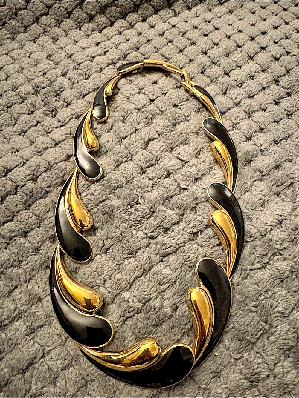 TRIFARI Gold & Black Statement Necklace